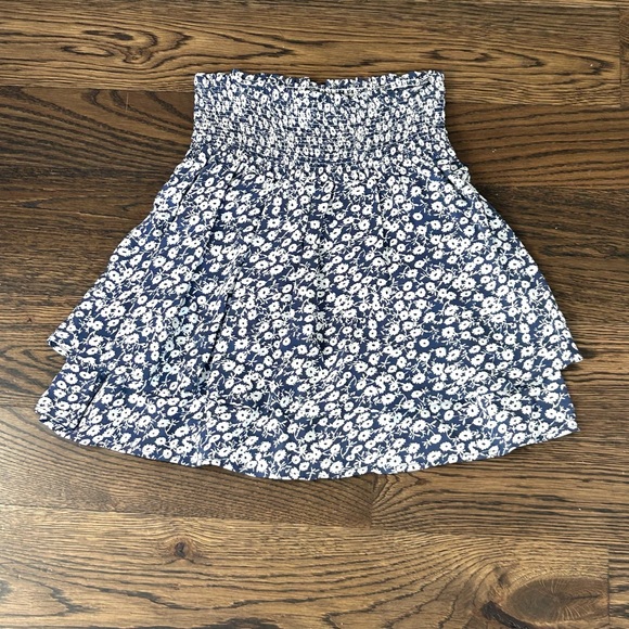 Rails Dresses & Skirts - Rails Addison Navy Floral Mini Skirt